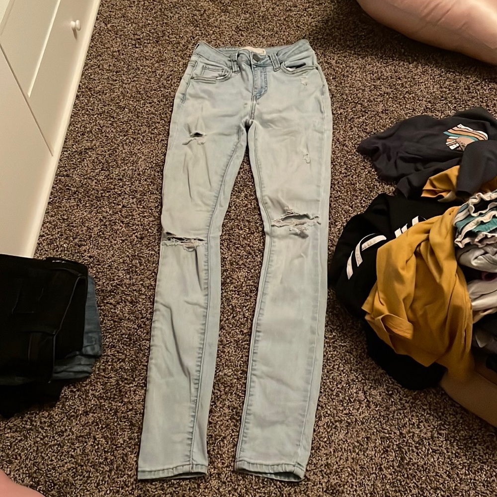 light wash jeans